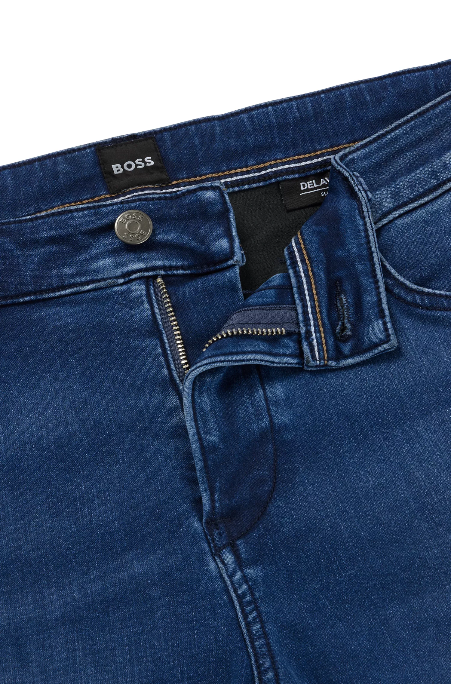 Calça jeans BOSS preta, corte slim, em denim elástico azul.