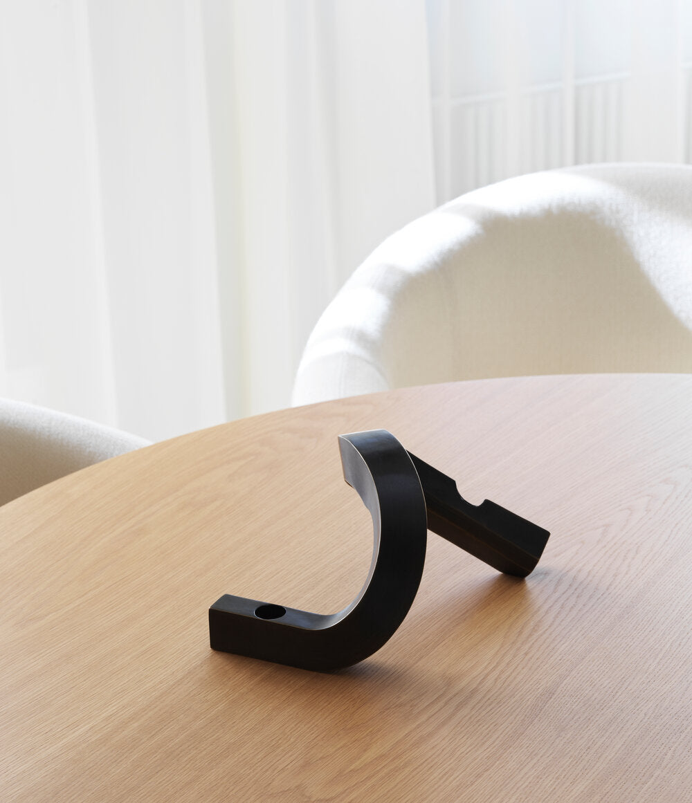 Normann Copenhagen  Crooked Two lysestage - Bronze