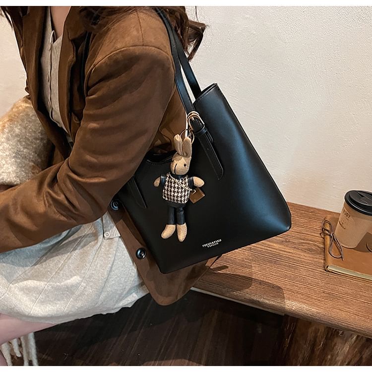 NewTown - Set: Kunstleren Tote Bag + Tasbedel