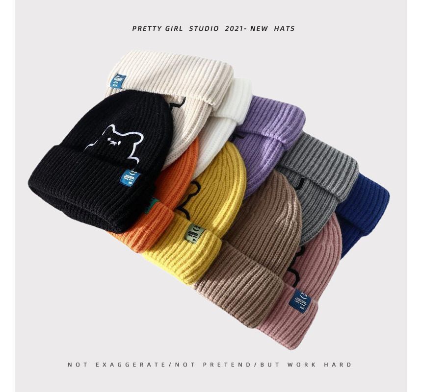 Uweiifame - Beanie met geborduurde beer