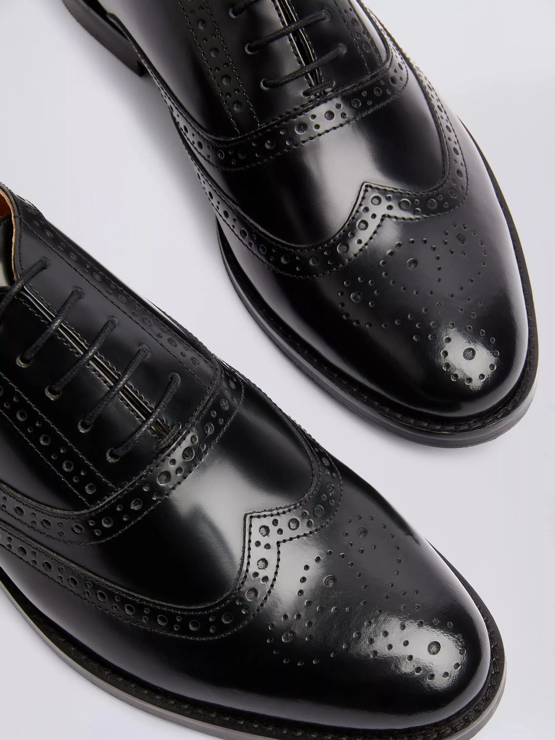 MOSS Oxford Brogue Shoes