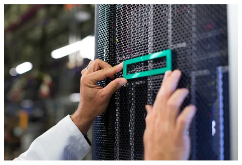 HPE 8 to 12 LFF - Opgraderingspakke for lagring - for ProLiant DL180 Gen10, DL180 Gen10 Base, DL180 Gen10 Entry (3.5
