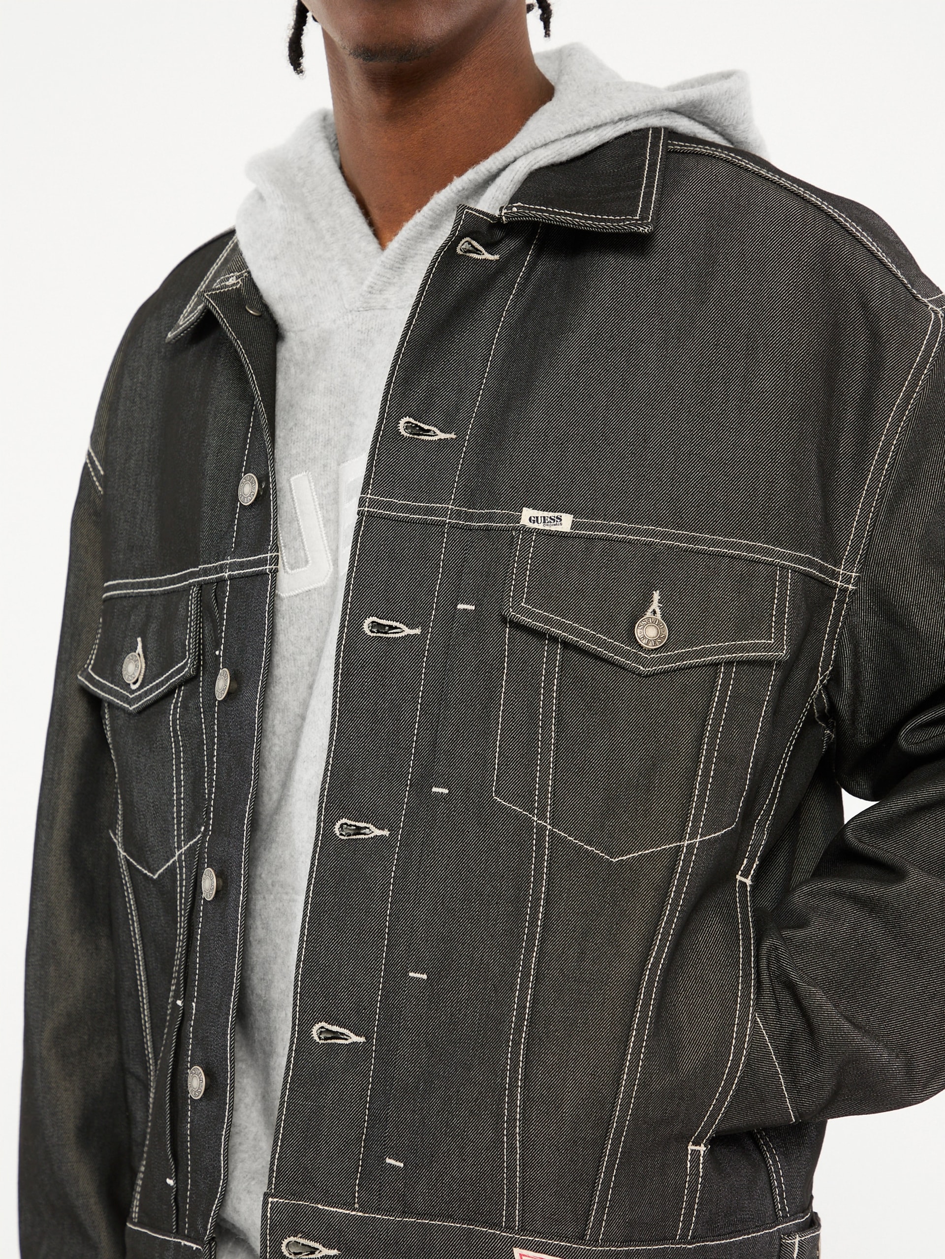 Jaqueta Trucker em Jeans Metálico GUESS Originals
