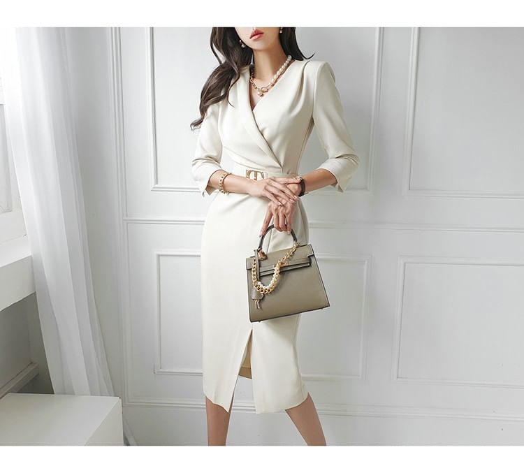 Aurora - 3/4-mouw V-hals effen split midi-jurk