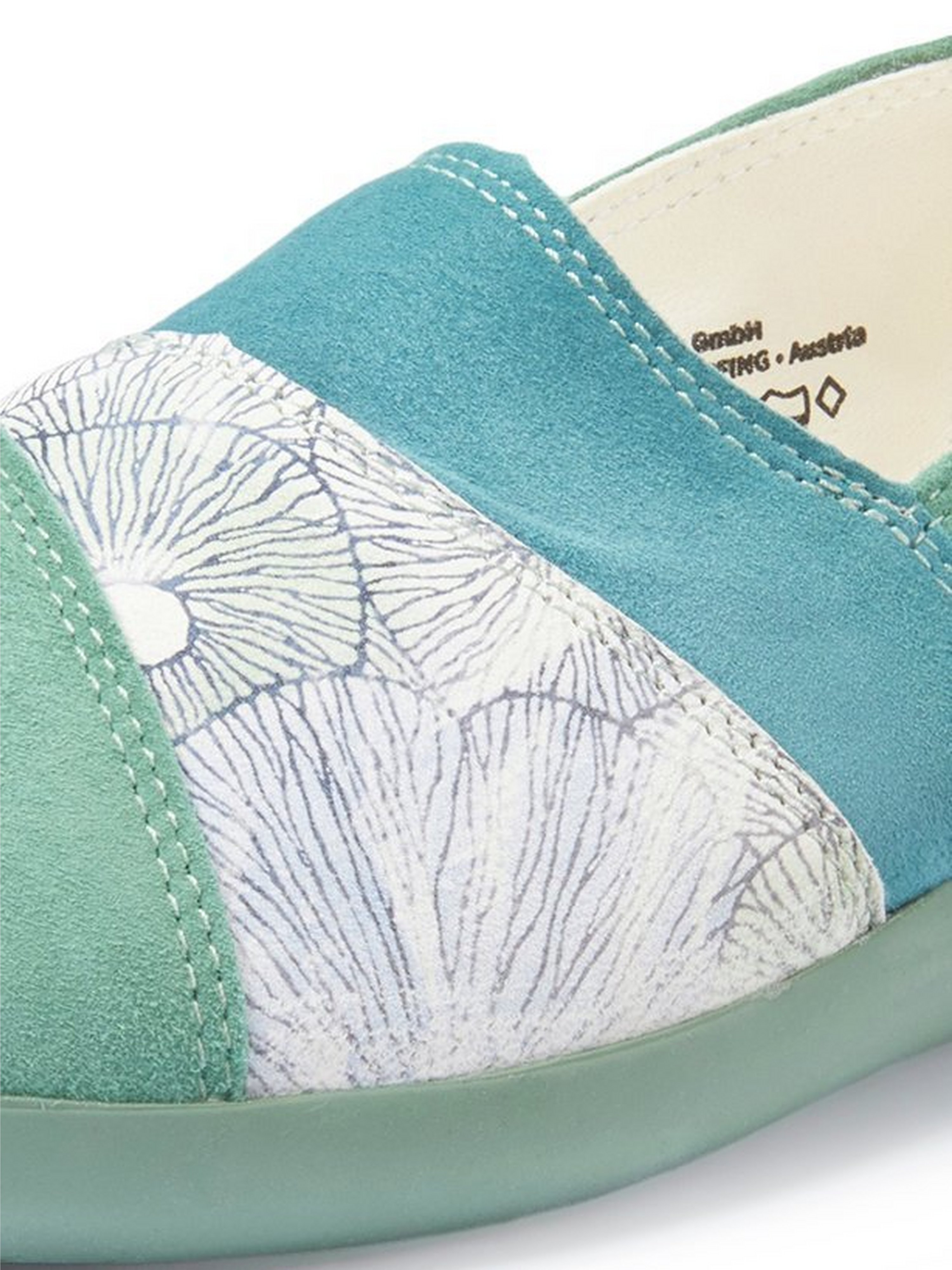 Slipper Opua