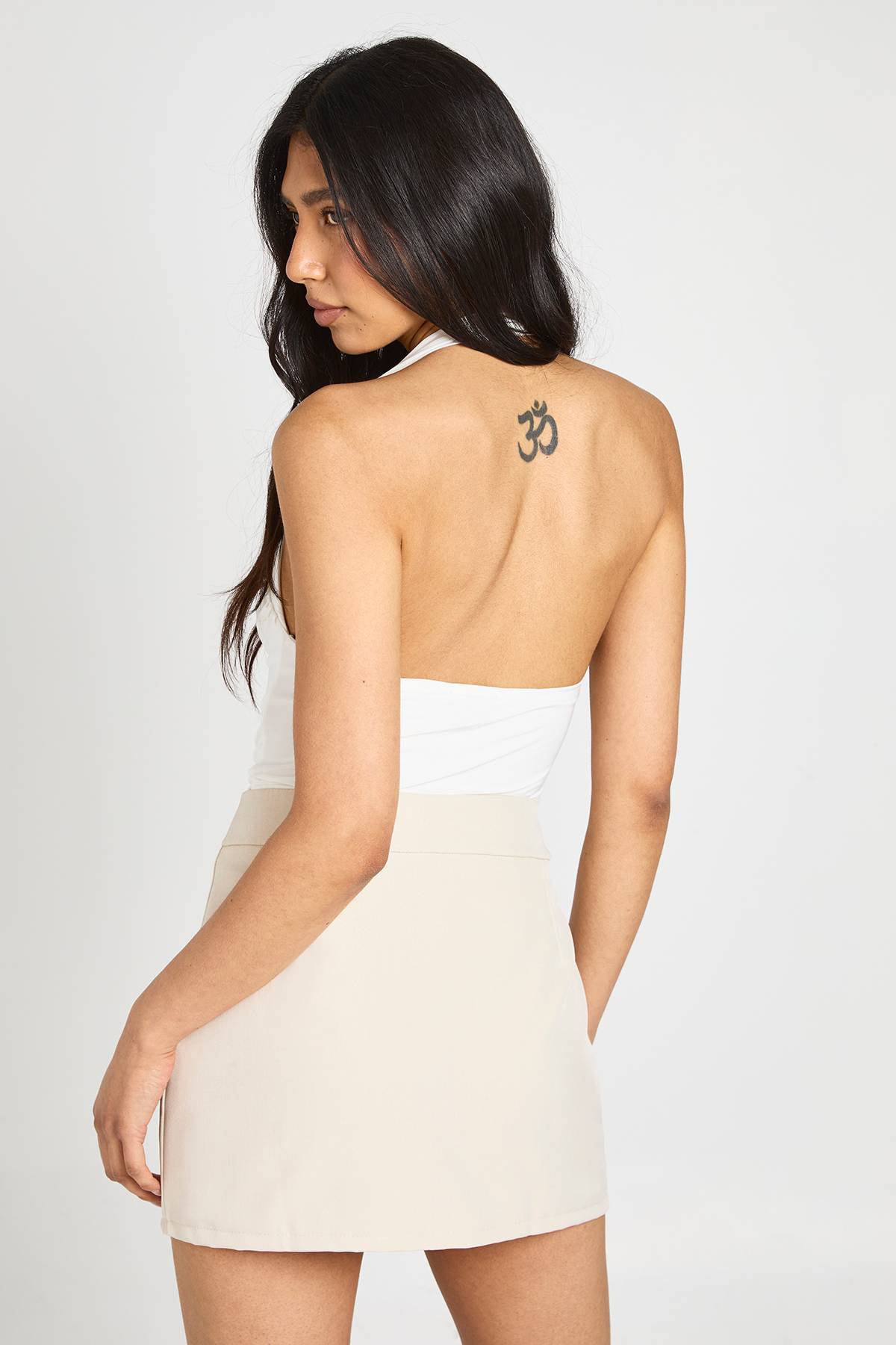 boohoo Haut Licou Froncé À Encolure Carrée Pour Grandes Tailles