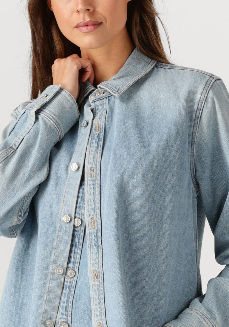 lichtblauwe agolde blouses amryn shirt in edition