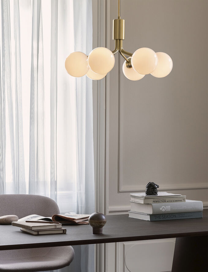 Nuura Apiales 6, brushed brass / opal Brushed brass / opal