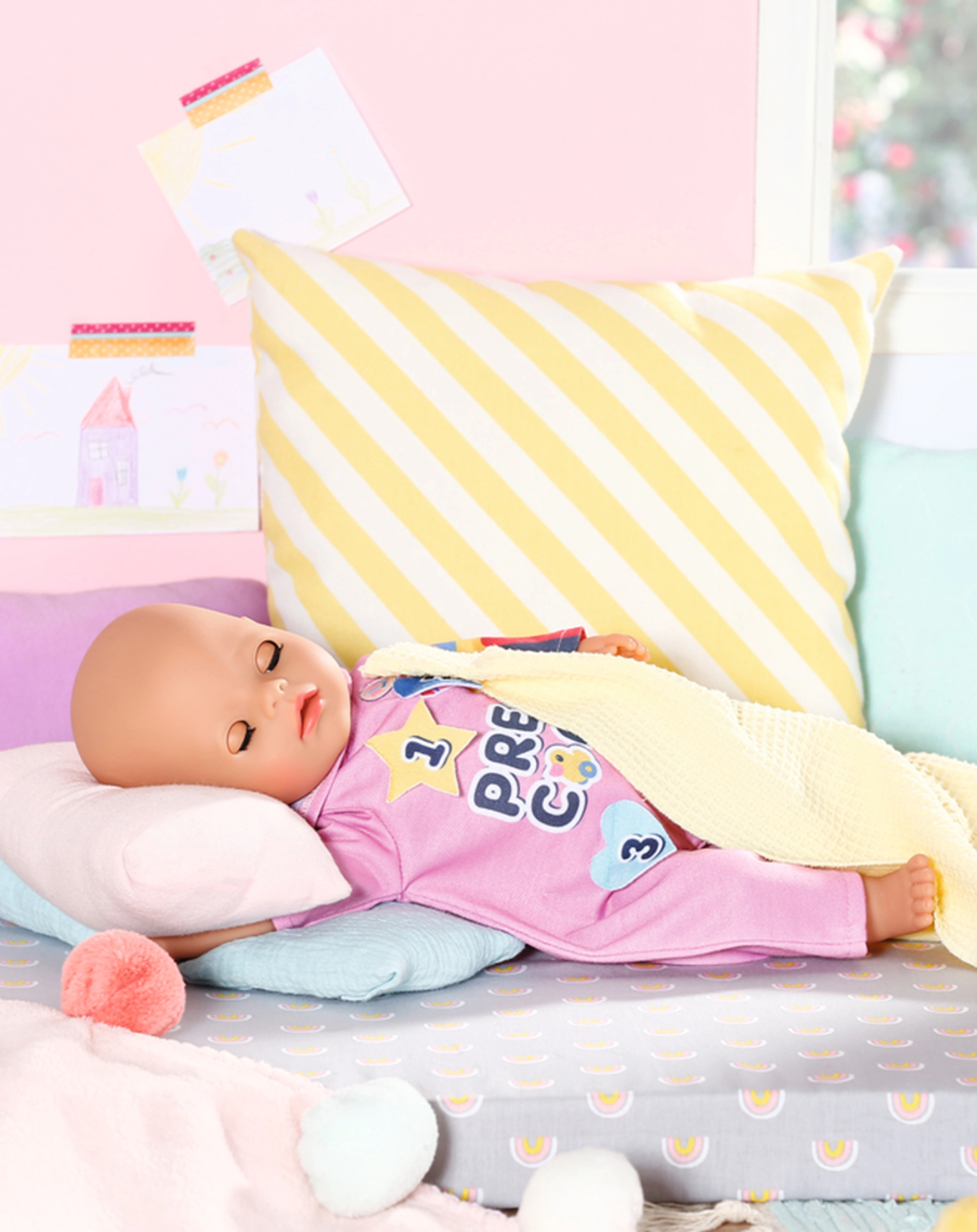 BABY born® Kindergarten Einteiler & Badges (36cm)