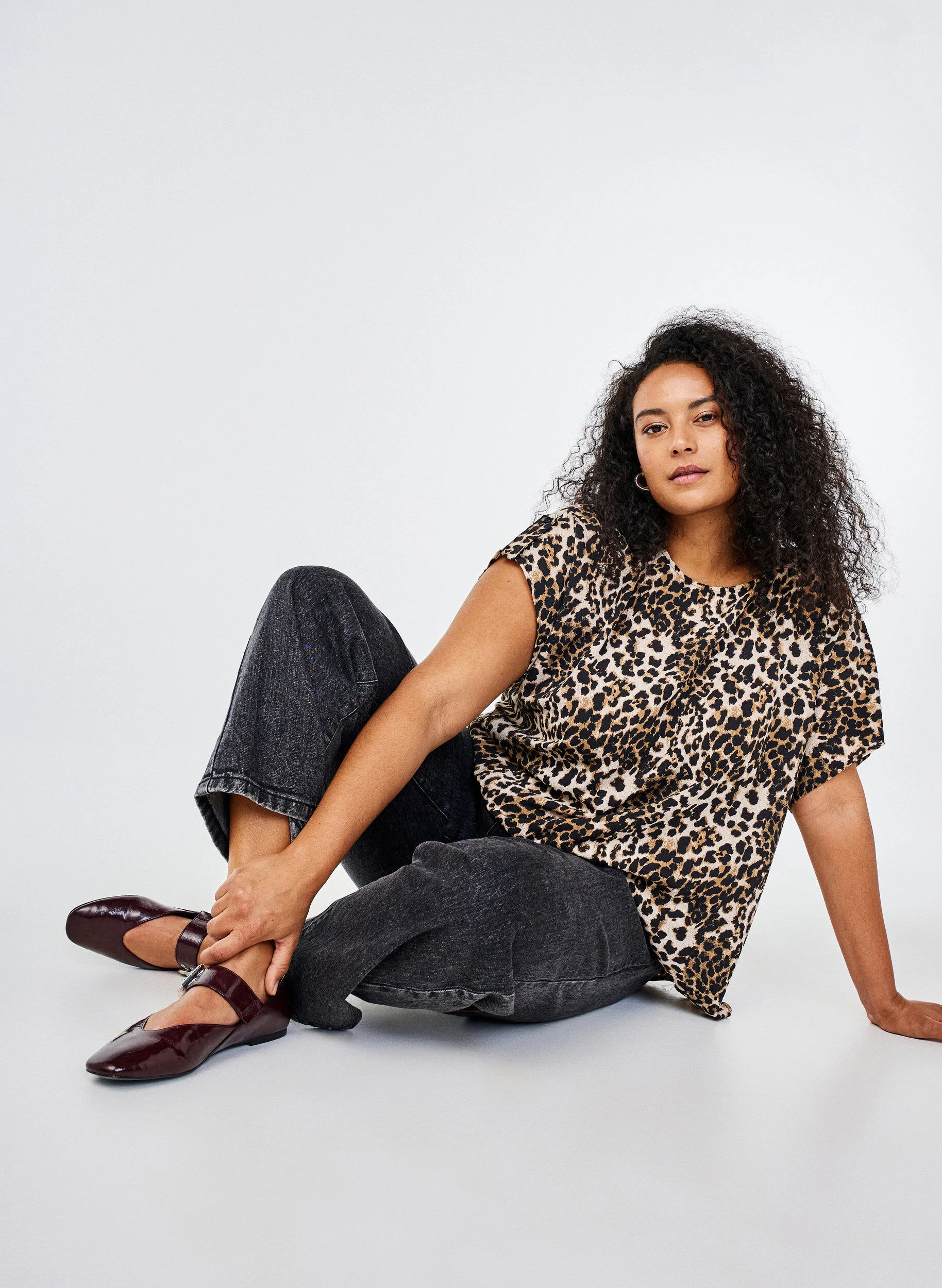 Kortærmet bluse med leopardprint