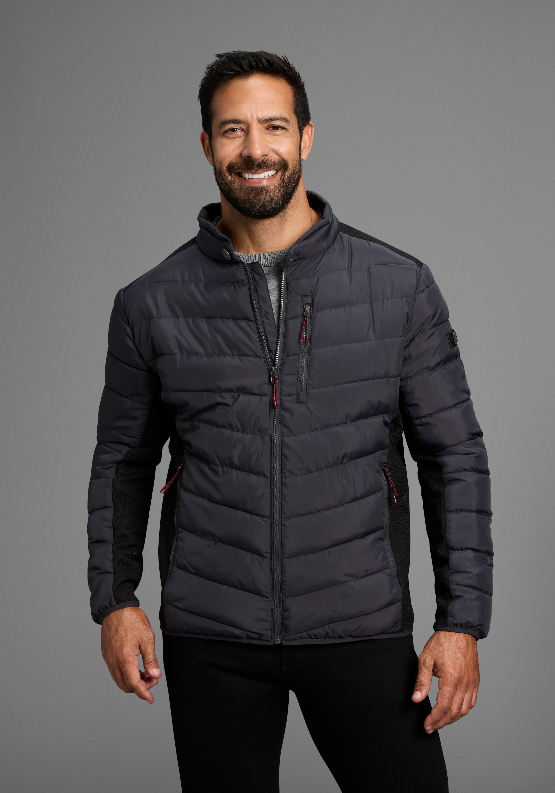 Man's World Steppjacke ohne Kapuze mit Reissverschlusstaschen,  mit Brusttasche,  mit Innentaschen