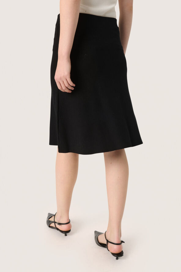 Soaked in Luxury SLIndianna Skirt Black