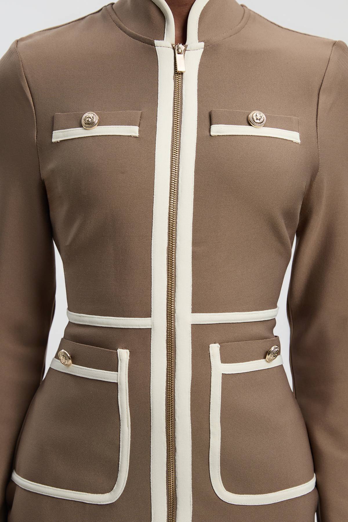KarenMillen Robe Mini Militaire Moulante en Maille Bandage avec Détail de Passepoil