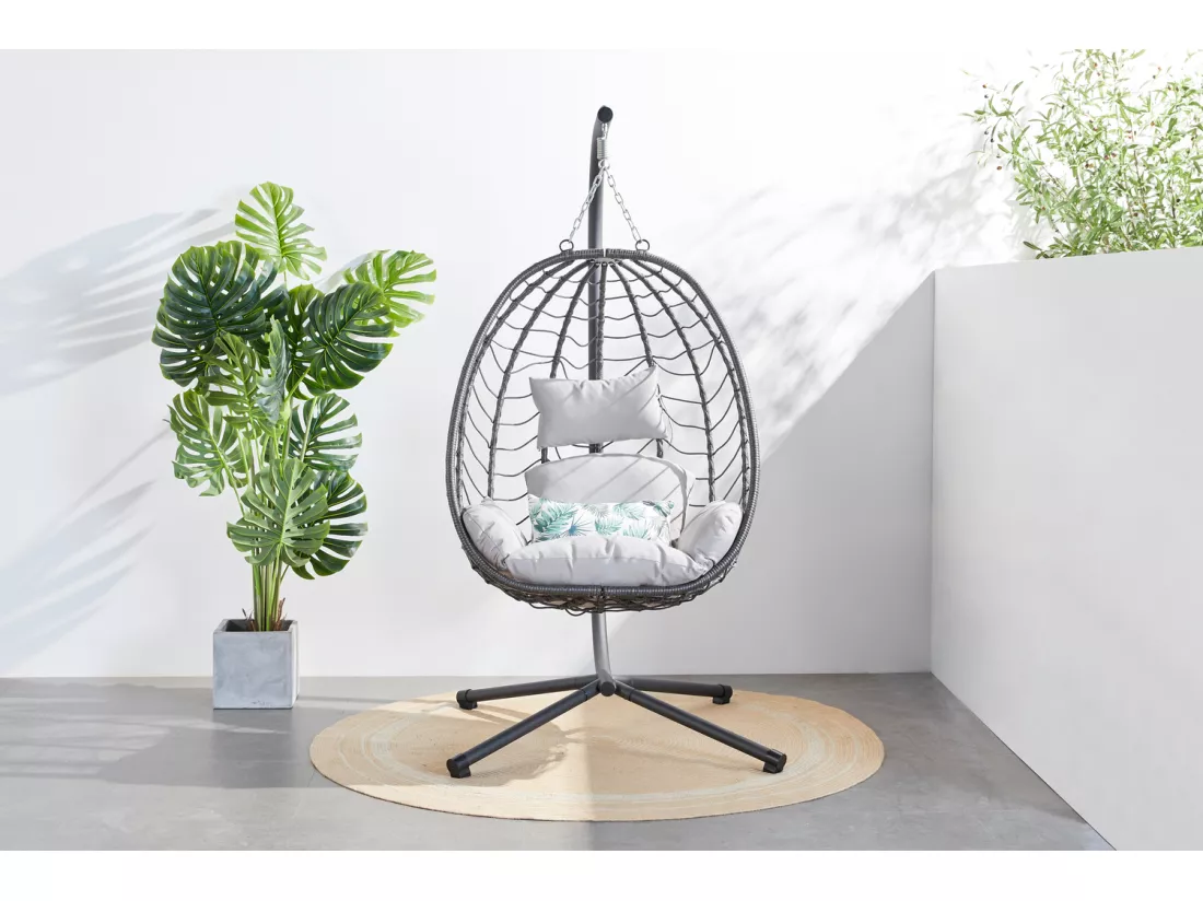 Fauteuil suspendu gris en résine effet rotin LIMA