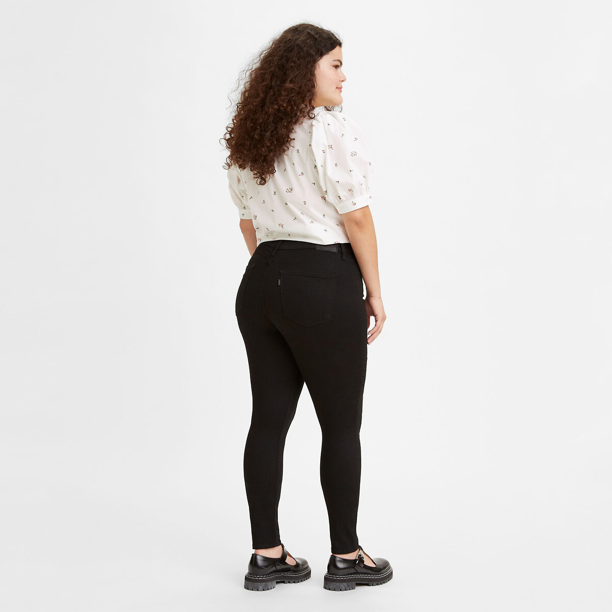 Calça Jeans Levi's 720 Cintura Alta Super Skinny