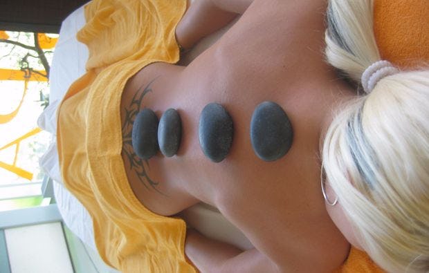 Hot Stone Massage in Dresden: 60 Minuten