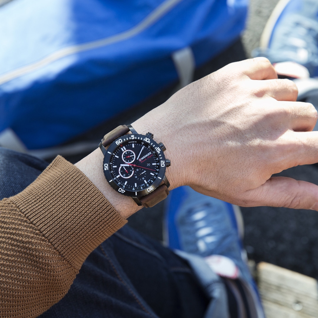 Wenger Roadster Black Night Chrono Leder braun Ø 45mm