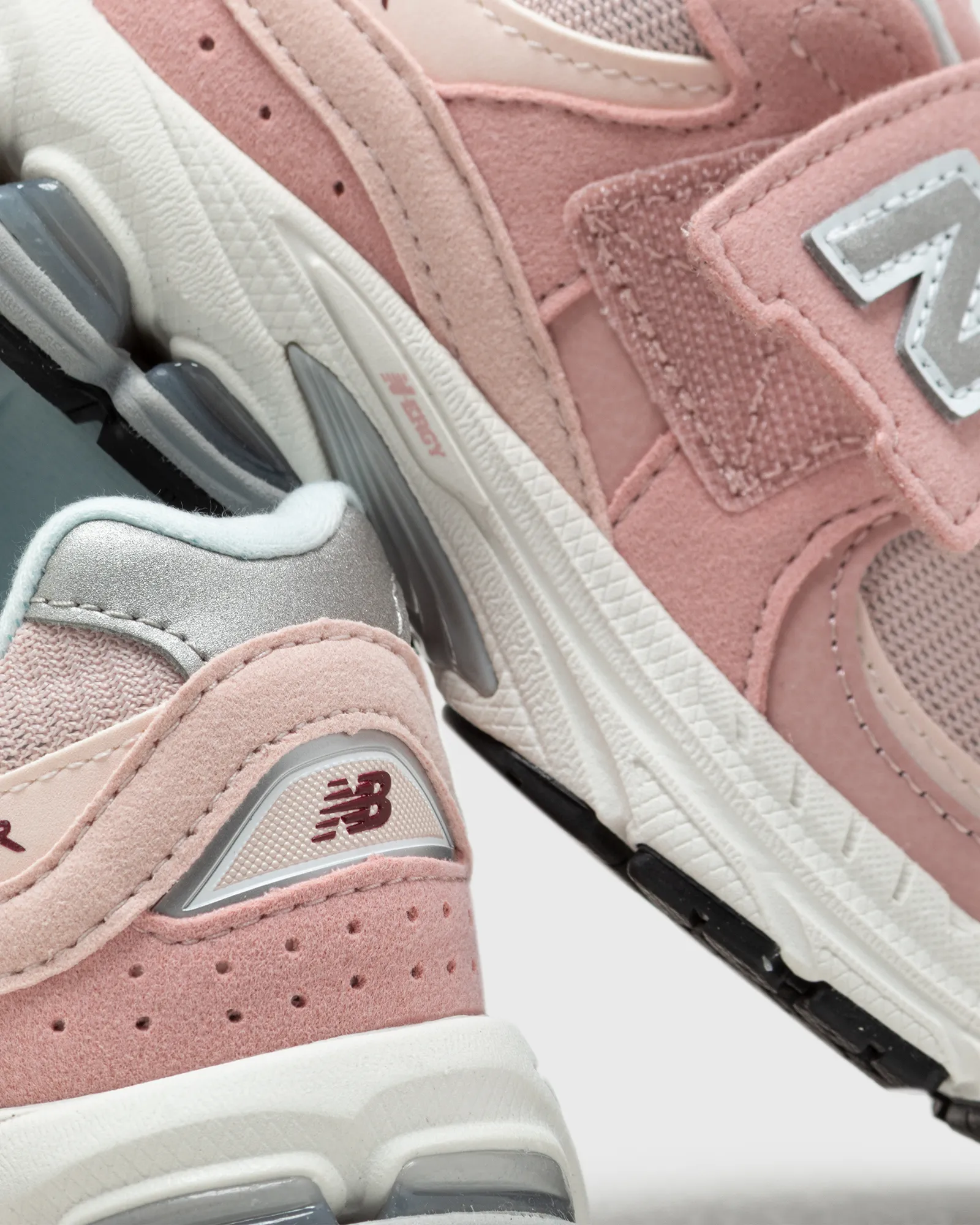 New Balance PV2002V1