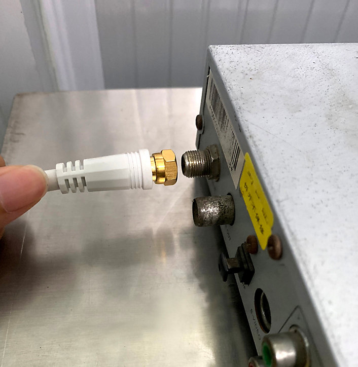 Câble Type F Mâle / Mâle blanc, Doré Blyss, 1.5 m