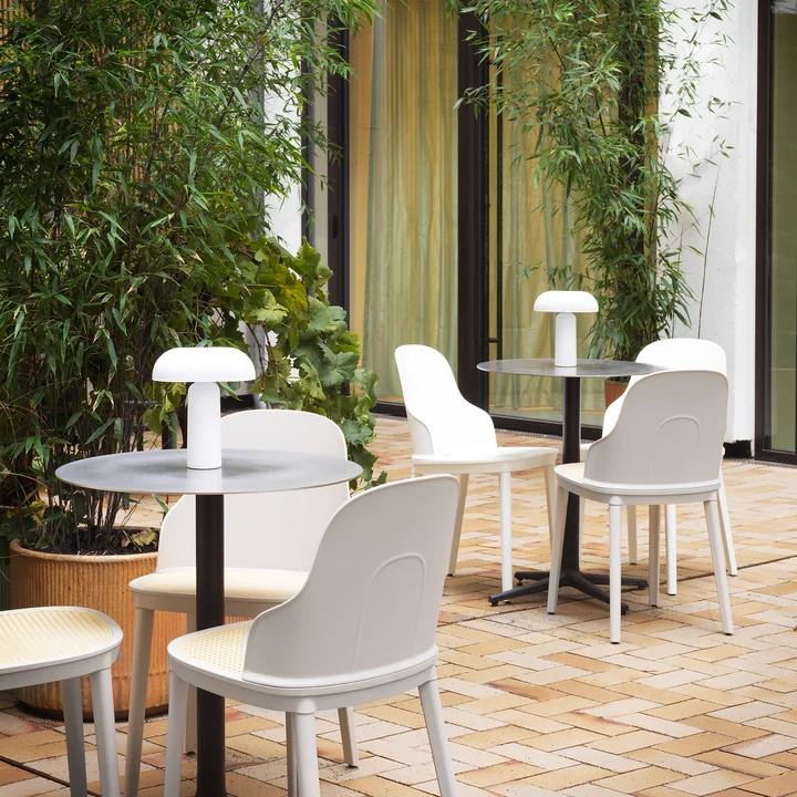 Normann Copenhagen - Porta LED Akku-Tischleuchte, schwarz