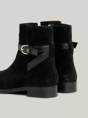 Botas de cano curto com tira de camurça, modelo Essential, de alta qualidade.