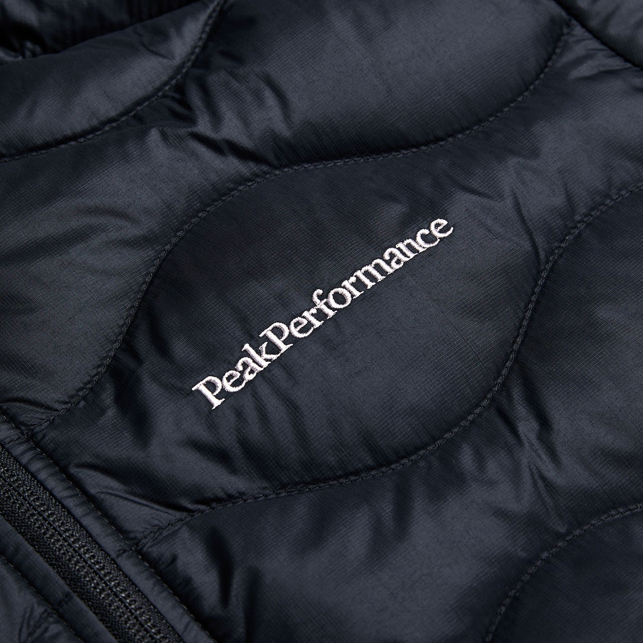 Peak Performance  Helium Down Jacket