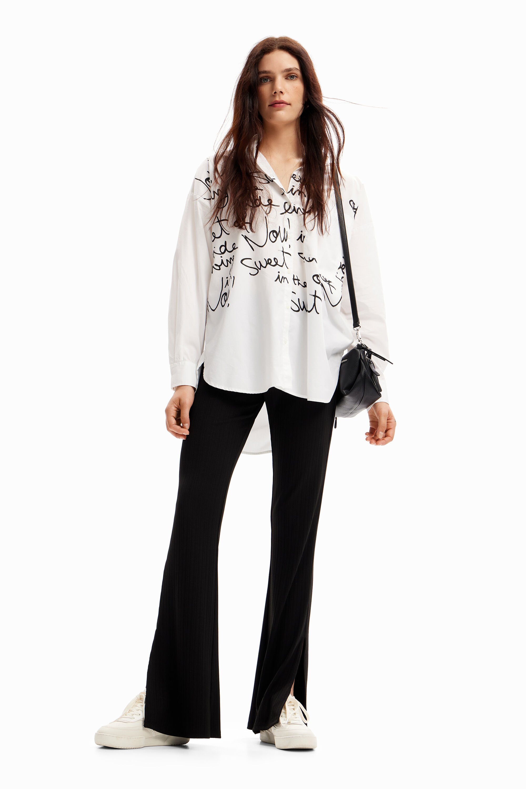 Chemise oversize lettering