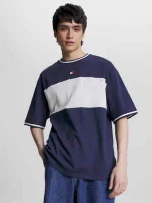 Camiseta skatista oversized com painel de tela