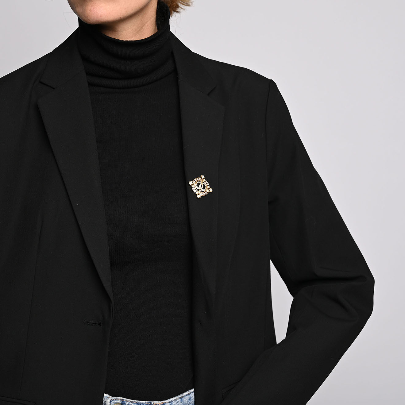 Chanel Broche en Laiton & Strass dorée - Parfait état