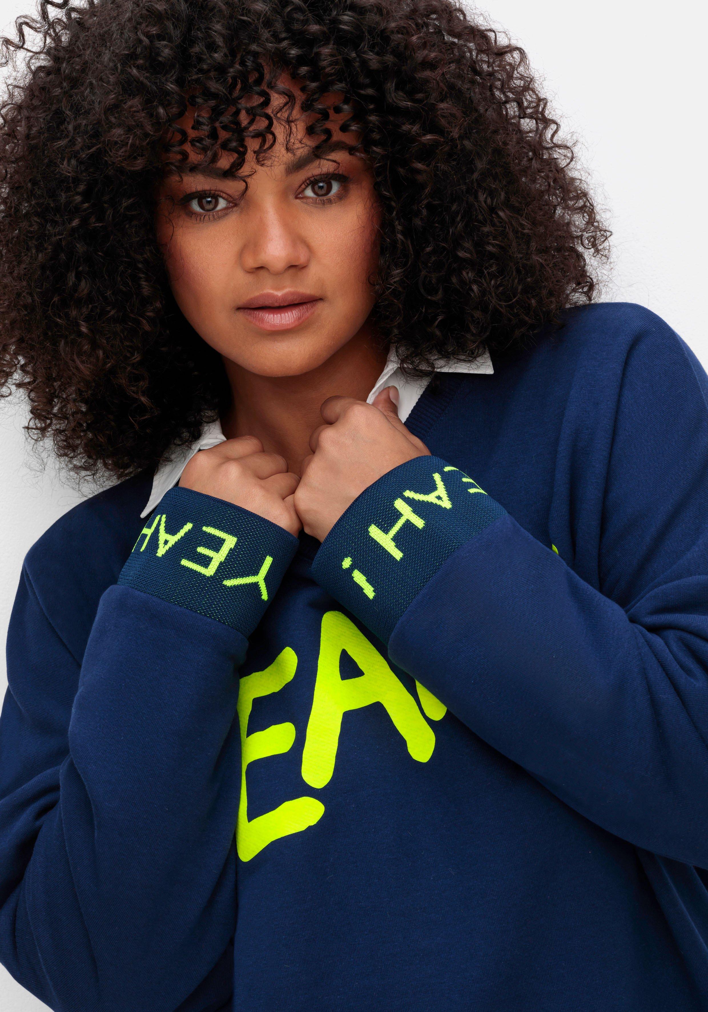 Oversize-Sweatshirt mit Statement-Frontdruck