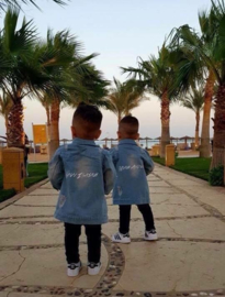 Distressed spijkerjas (Gepersonaliseerd)