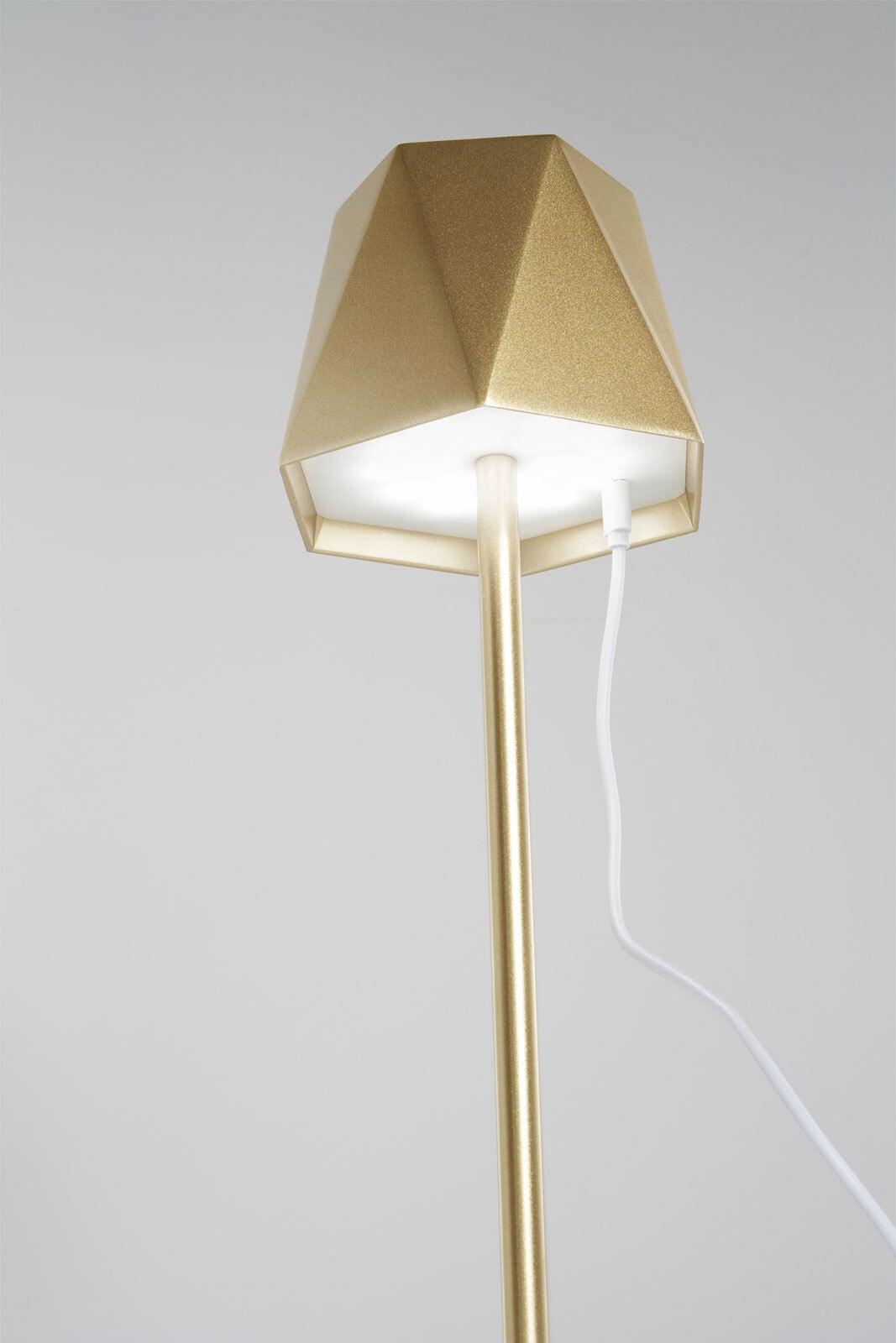 FABAS LUCE Akku LED Tischlampe KATY goldfarbig