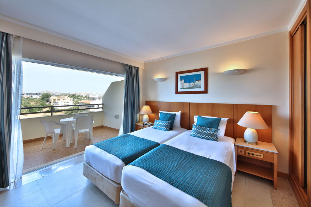 Fly & Go Interpass Vau Hotel & Apartments Logies en ontbijt - Hotel