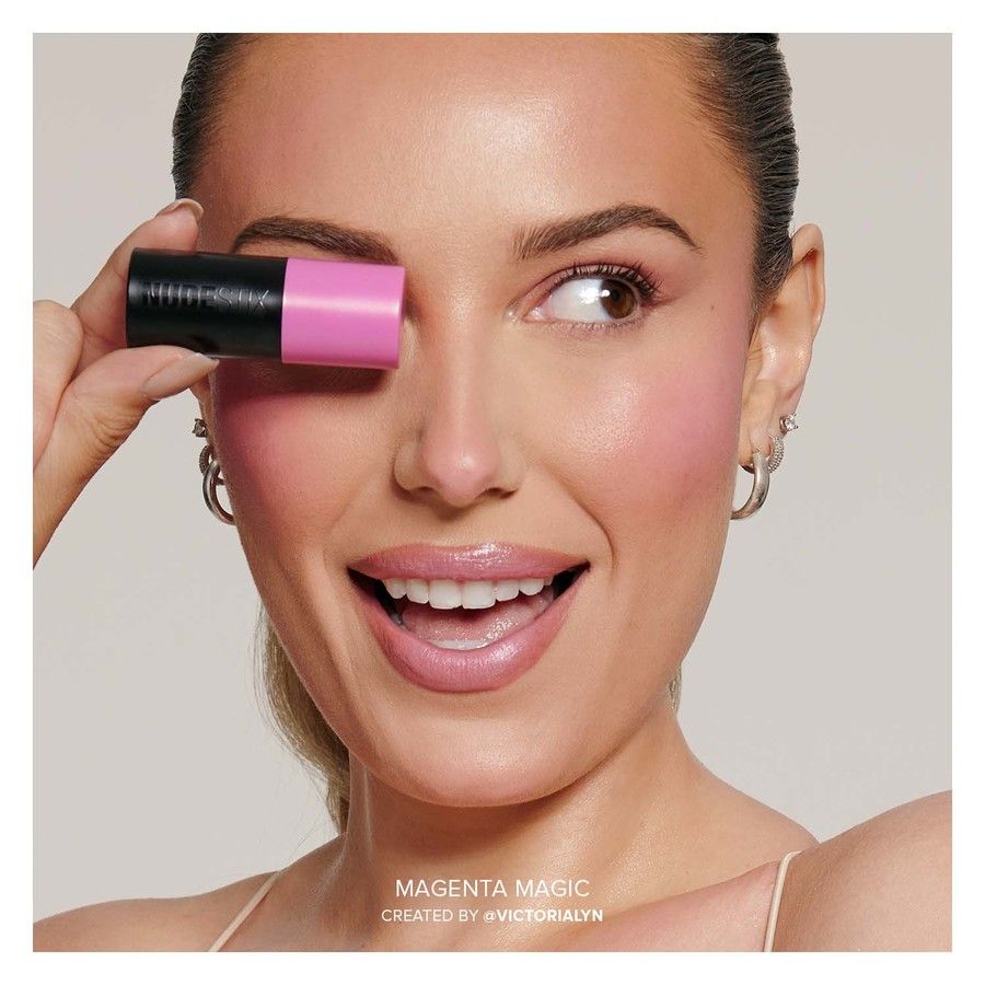 Nudestix Nudies Matte + Glow Core All Over Face Blush Color Magenta Magic 5g