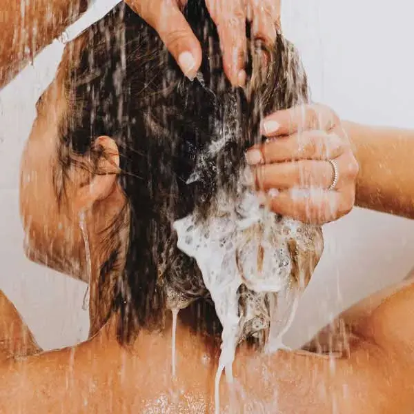 Shampoo em pó natural clarificante com arroz orgânico e ácido hialurônico 40g