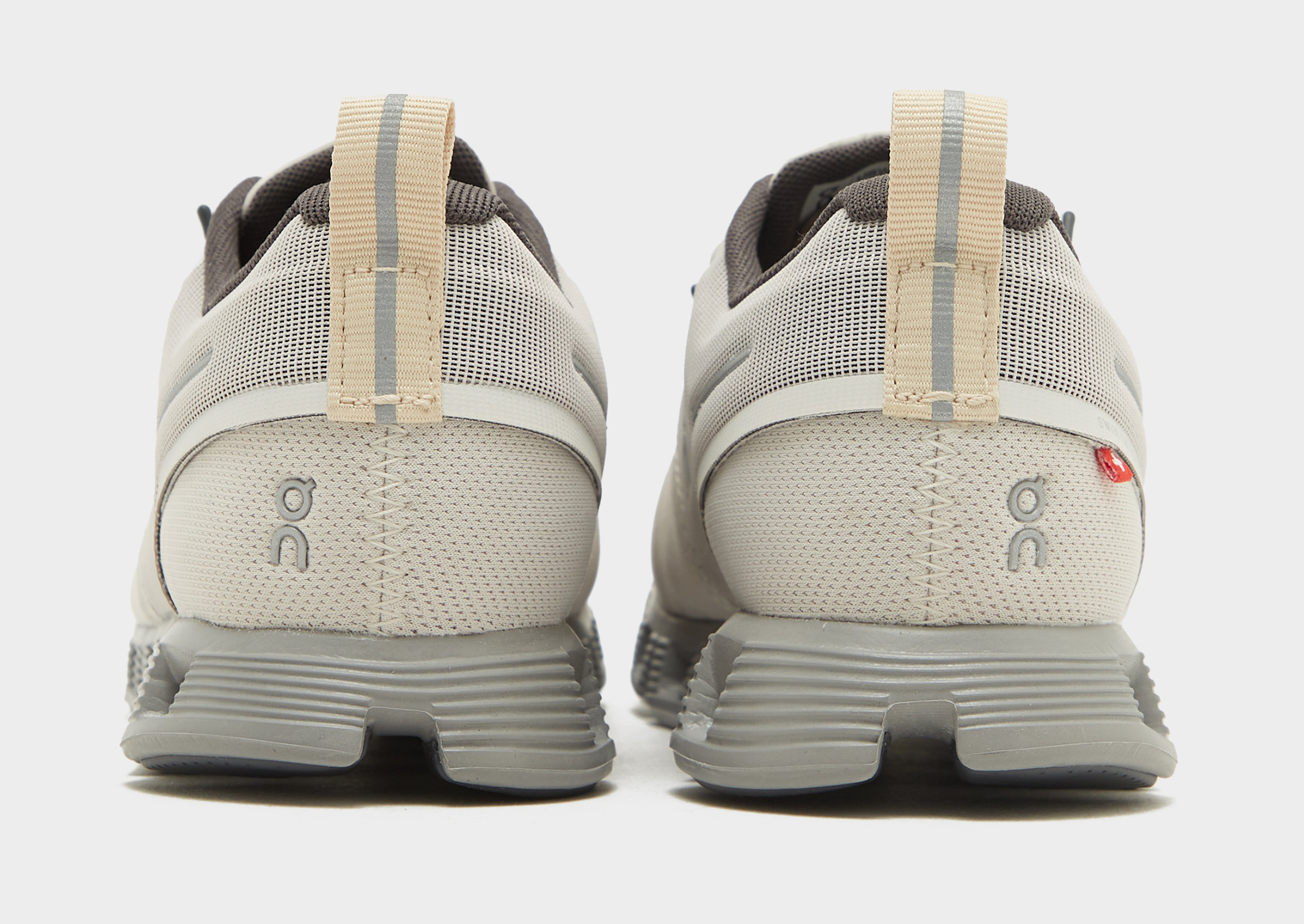 On Running Cloud 5 Waterproof Femme