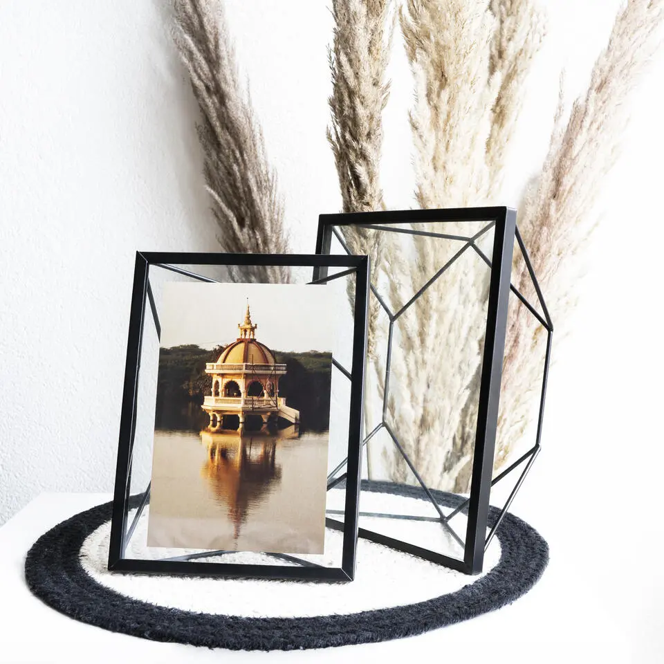 QUVIO Fotolijst hexagon staal 15 x 20.5cm - Zwart