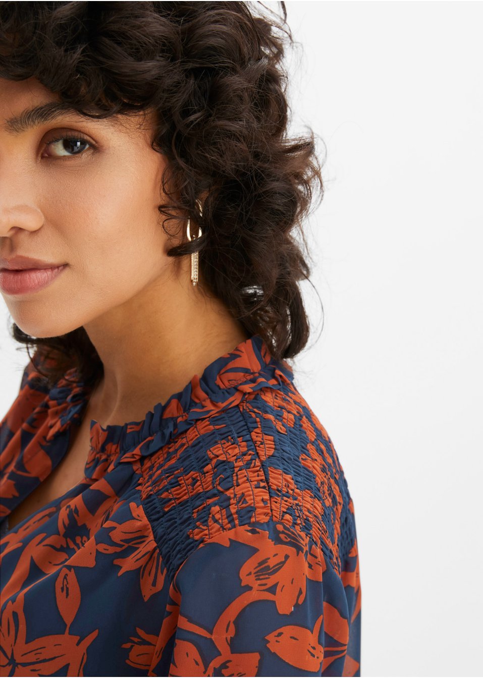 Chemisier en chiffon avec smocks