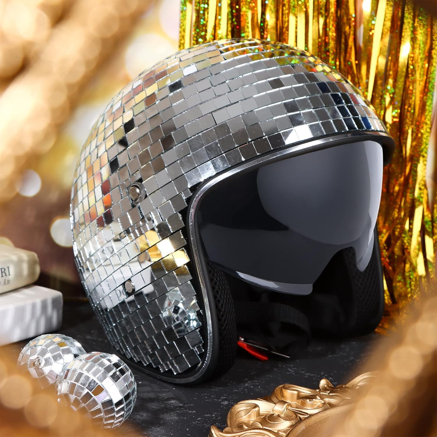 Discokugel Helm Fasnachts Kostüm Zubehör Motto Party Accessoire Spiegelhelm Halloween Foto Requisite mit Einziehbarem Visier - Silber