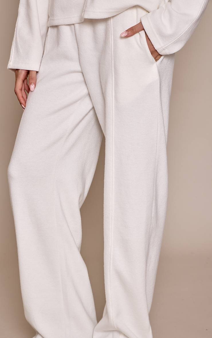 Crème Pantalon De Jogging Droit En Maille Côtelée Douce