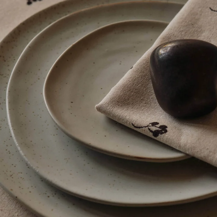 Ferm Living - Baies Serviette, natur / dark chocolate (4er-Set)