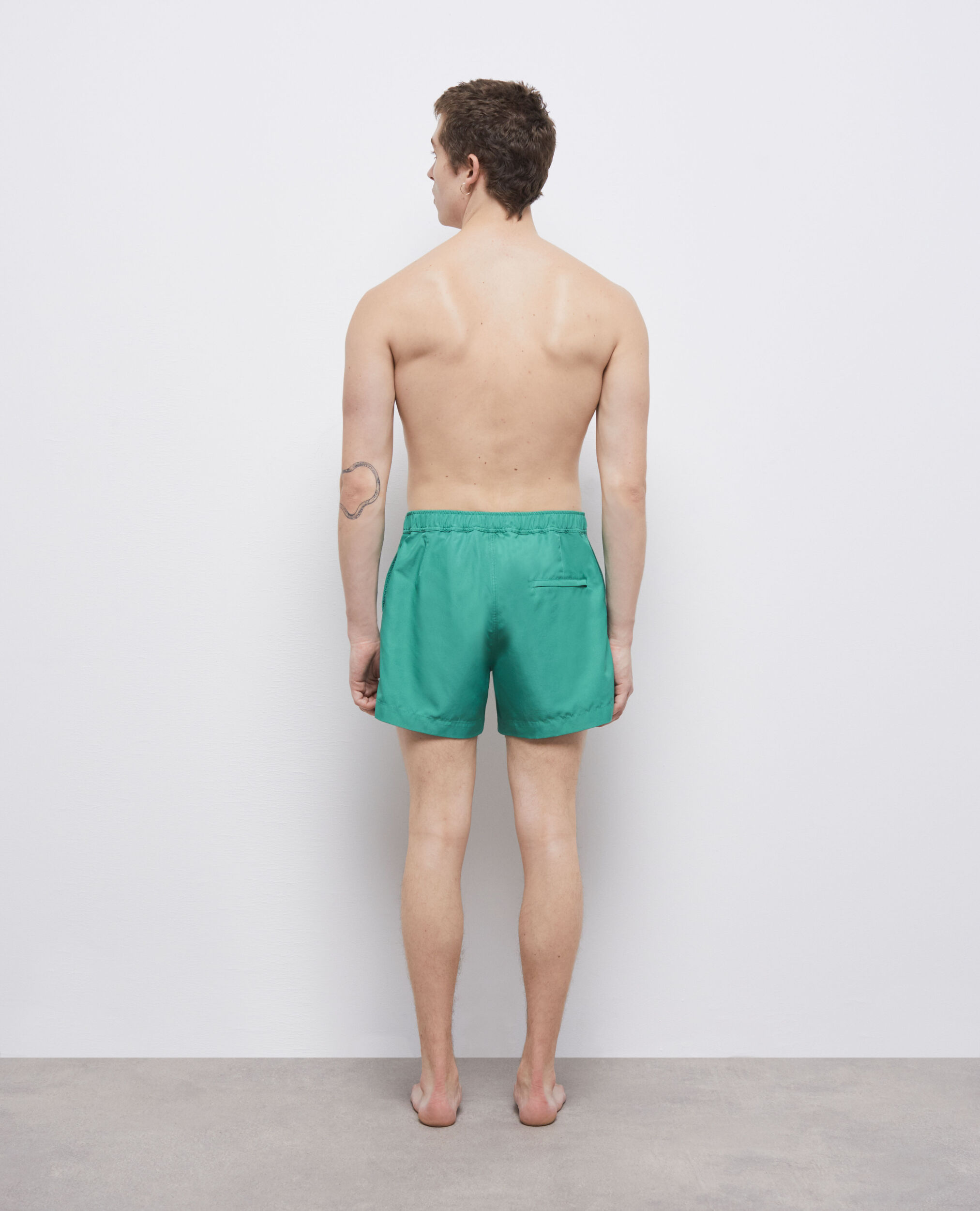 Short de bain vert avec logo