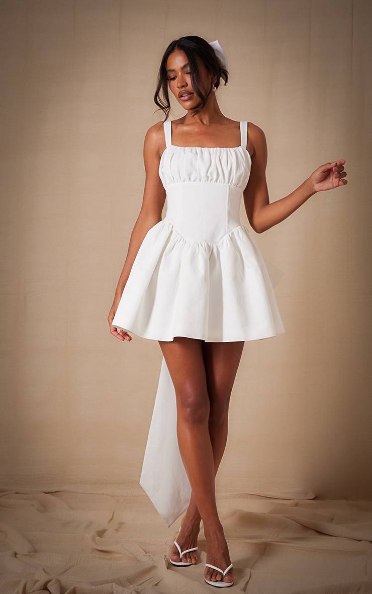 Blanc Robe Mini Premium En Tissu Tissé Avec Détail Nœud