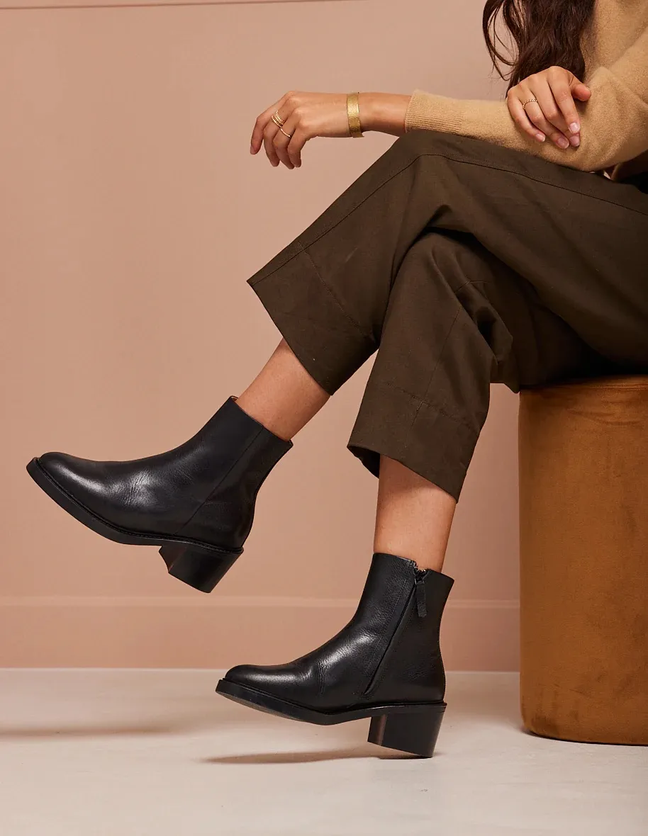 Bottines en cuir grainé Véronique M.Moustache