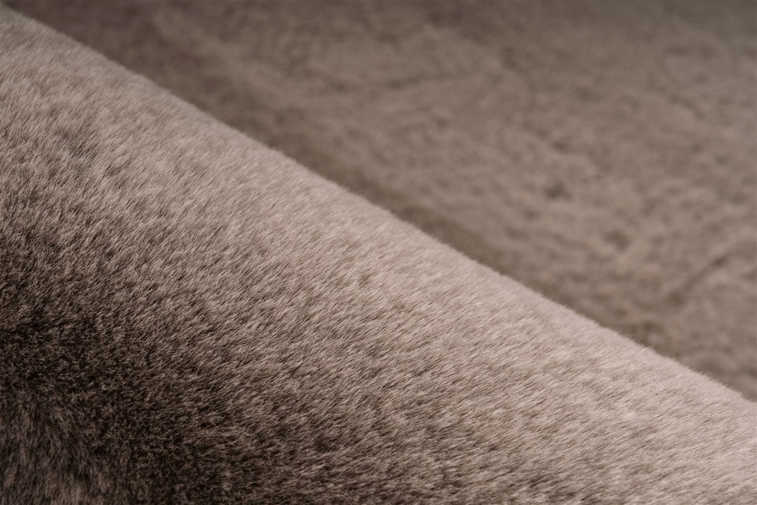 Shaggy tapijt Aeoluxe Taupe 22 mm effen Ø 160 cm