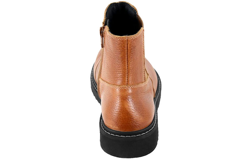 NEW FEET STØVLE I COGNACFARVET GLAT SKIND