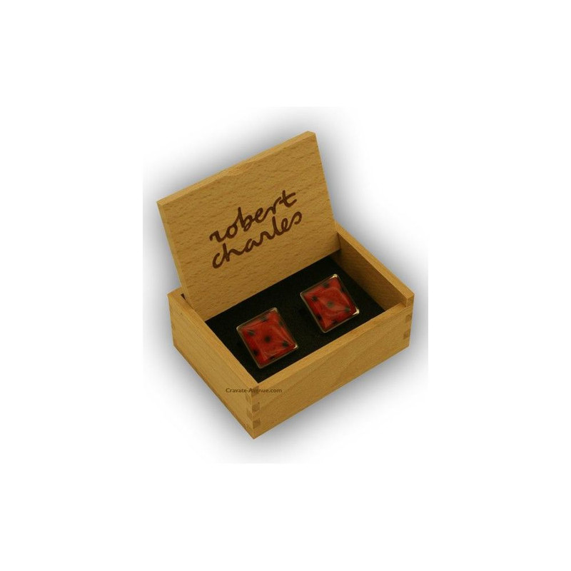 Boutons de manchette, Monkey