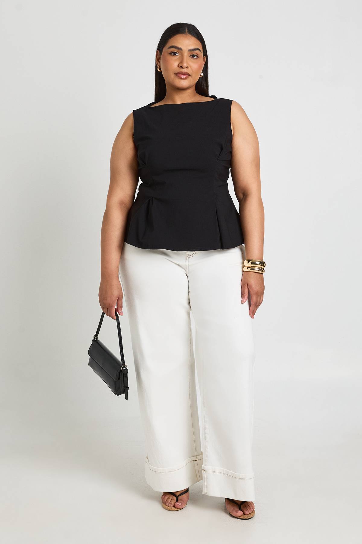 boohoo Haut Grande Taille Sans Manches En Bengaline Avec Taille Cintrée