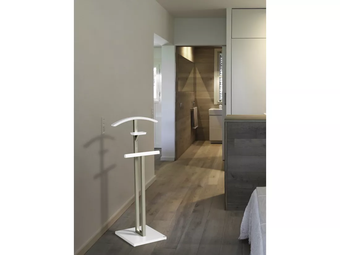 Valet de nuit - H116cm x L46cm x P34cm - hêtre massif blanc - New York