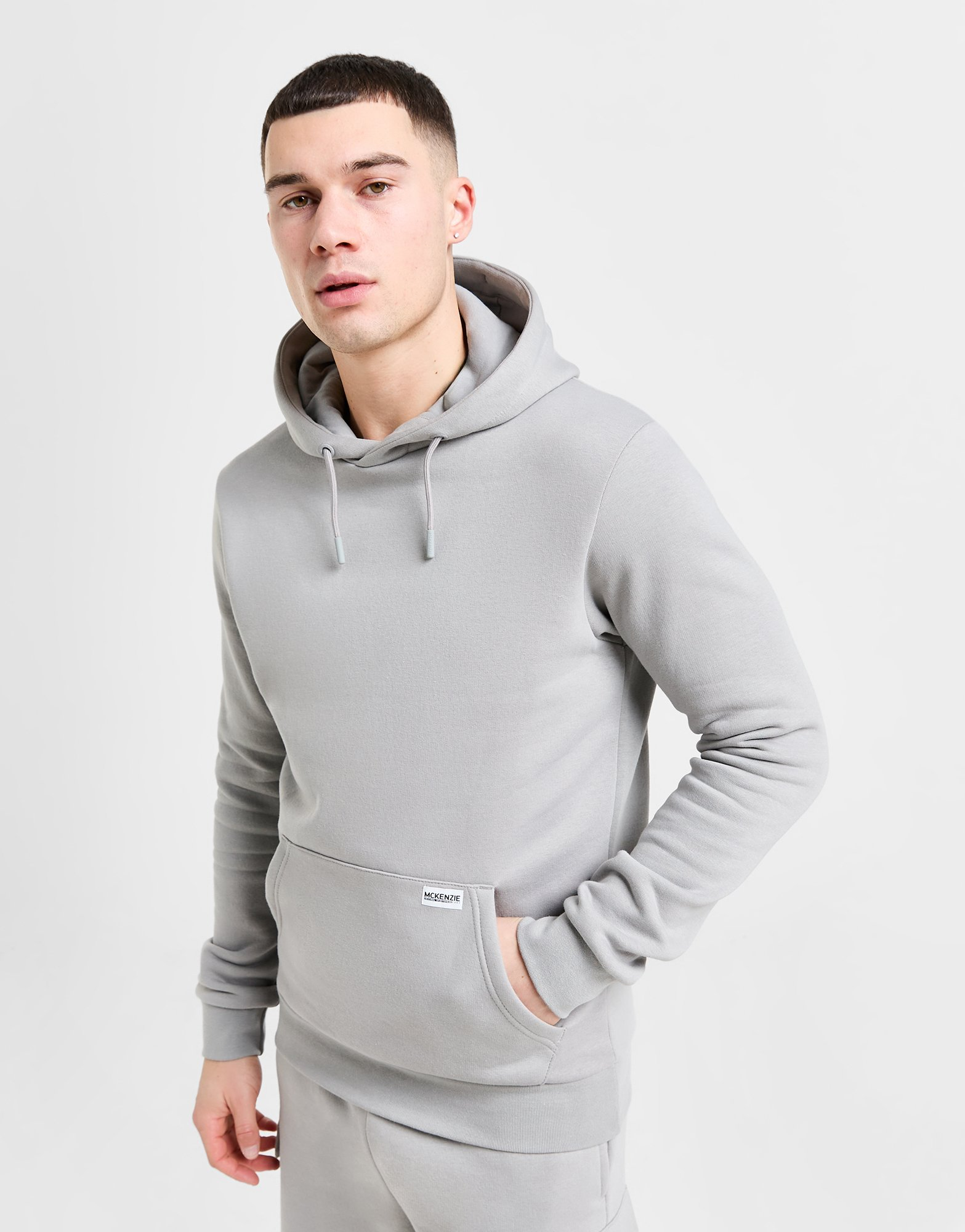 McKenzie Ensemble Short Cargo/Sweat à Capuche Homme